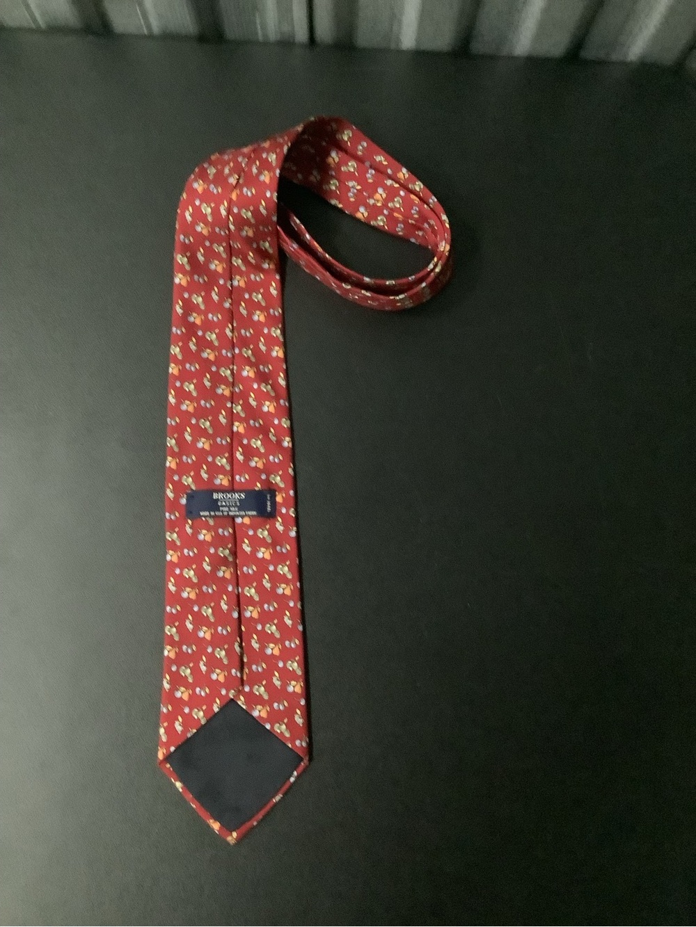 Brooks Brothers Red Small Floral Silk Tie